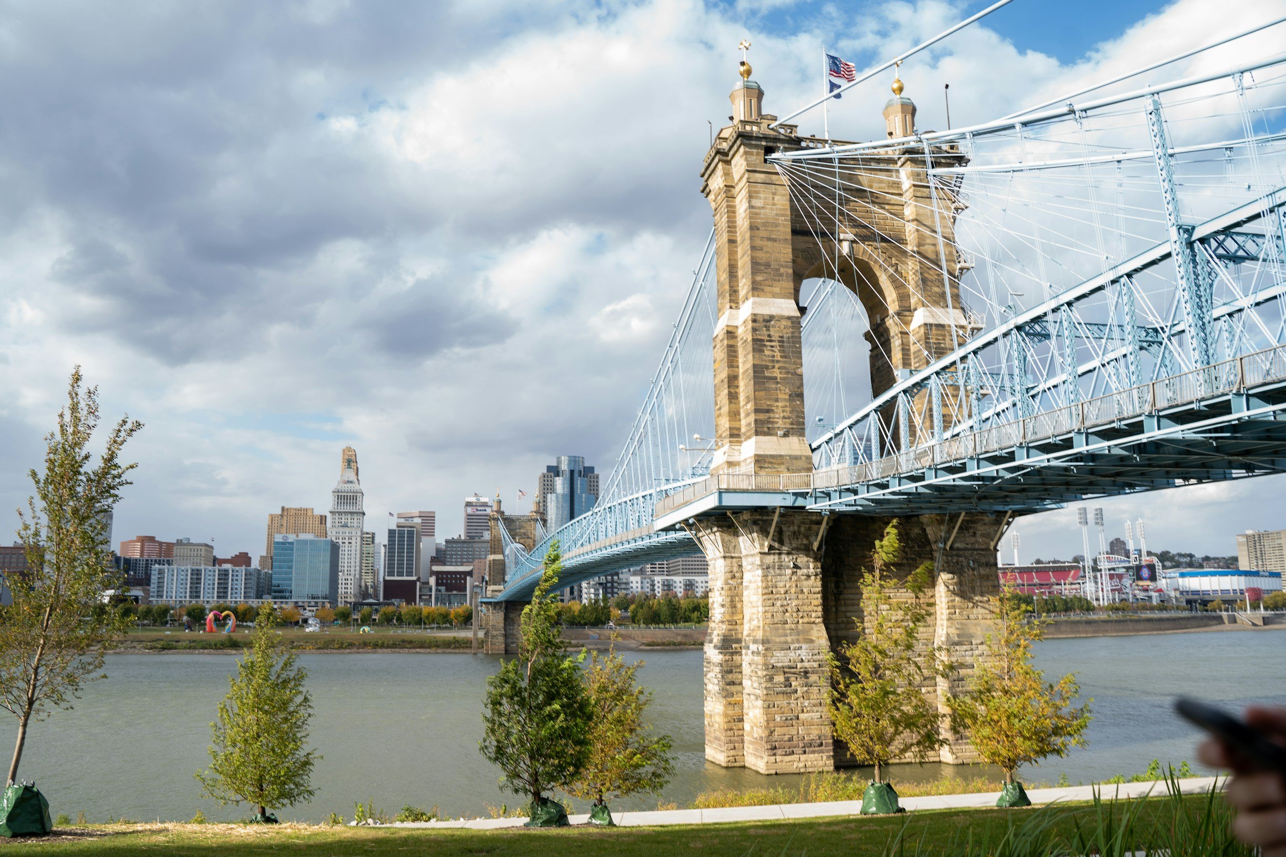 Roebling Suspension Bridge viewed from Covington, Northern Kentucky, with the Cincinnati skyline across the Ohio River