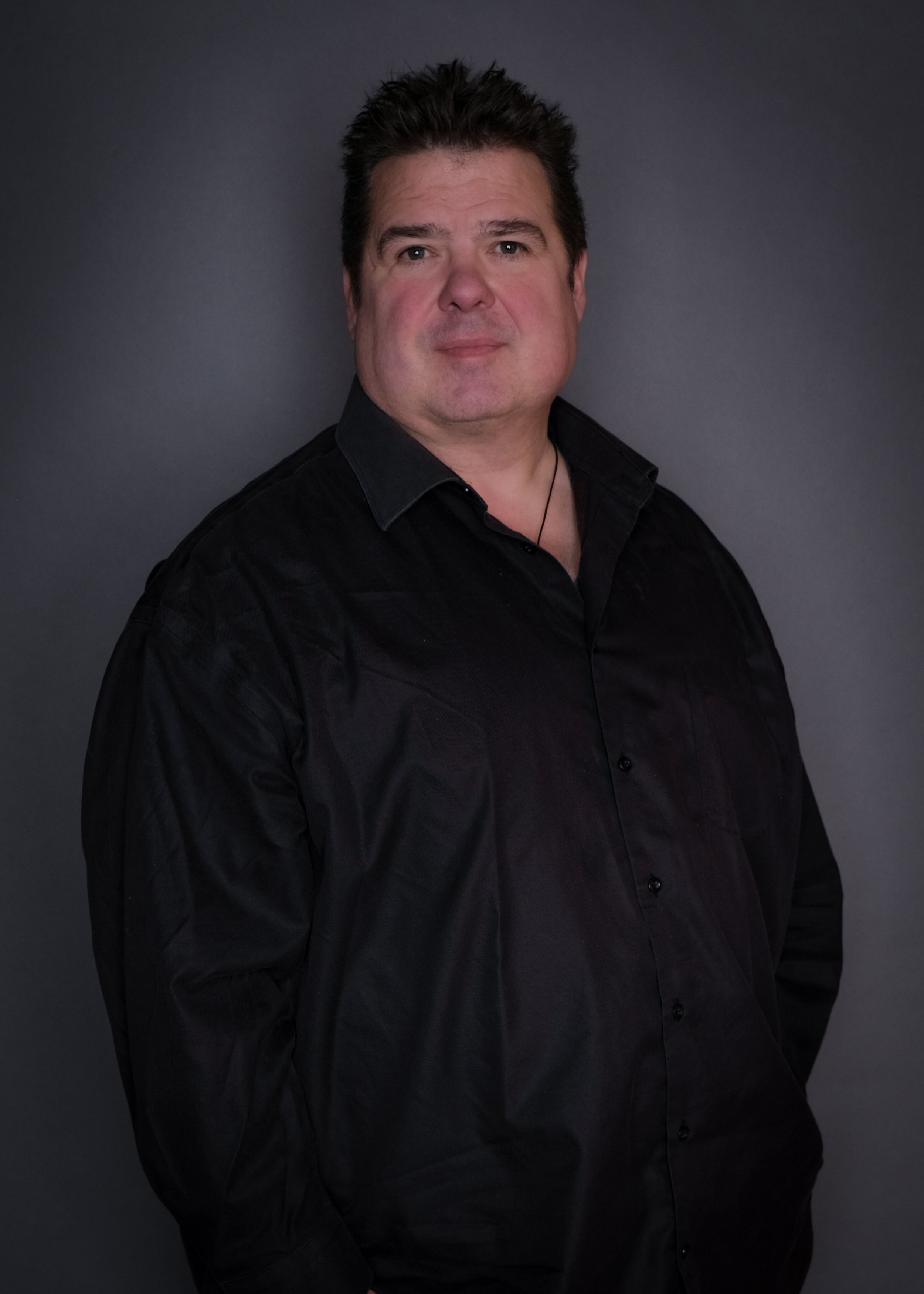 Eric Griffin Solid_Headshot26-20.jpg