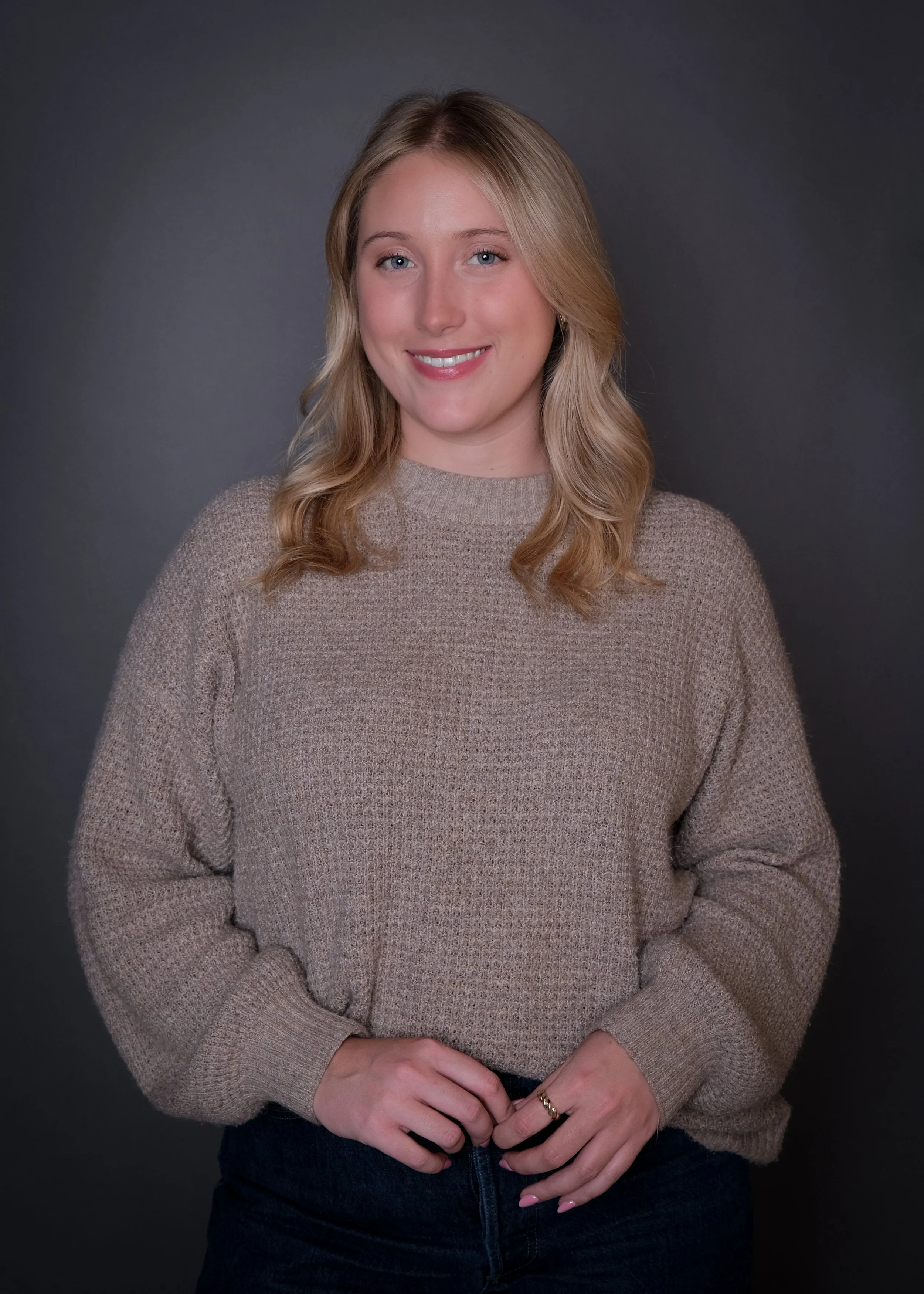 Allie Nicolini Solid_Headshot26-24.jpg