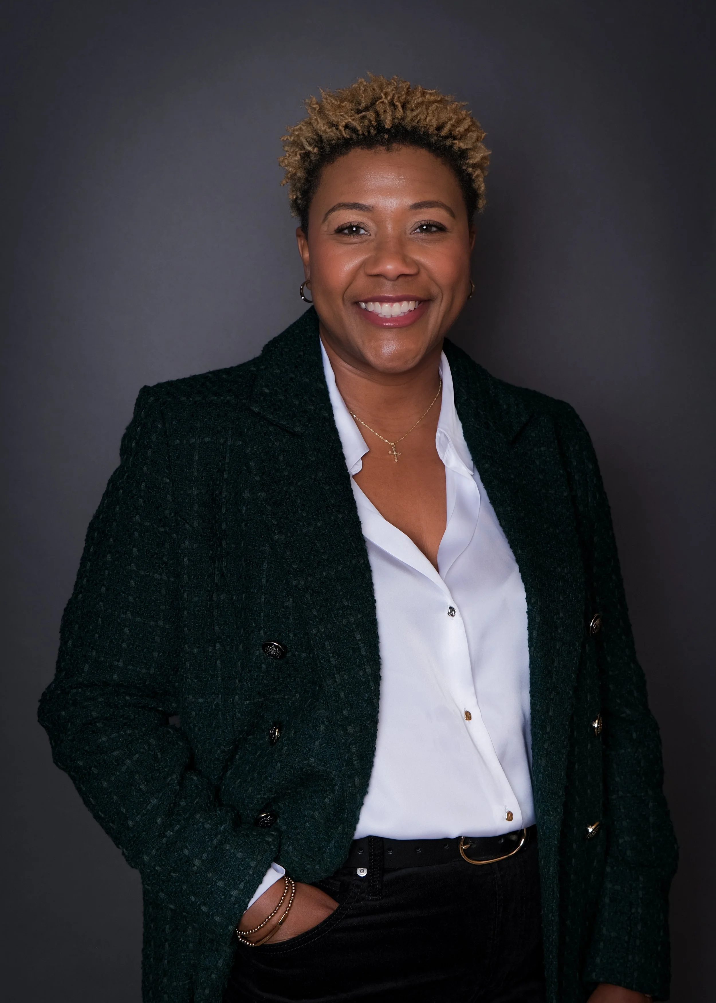 Shana Saunders Solid_Headshot26-26.jpg