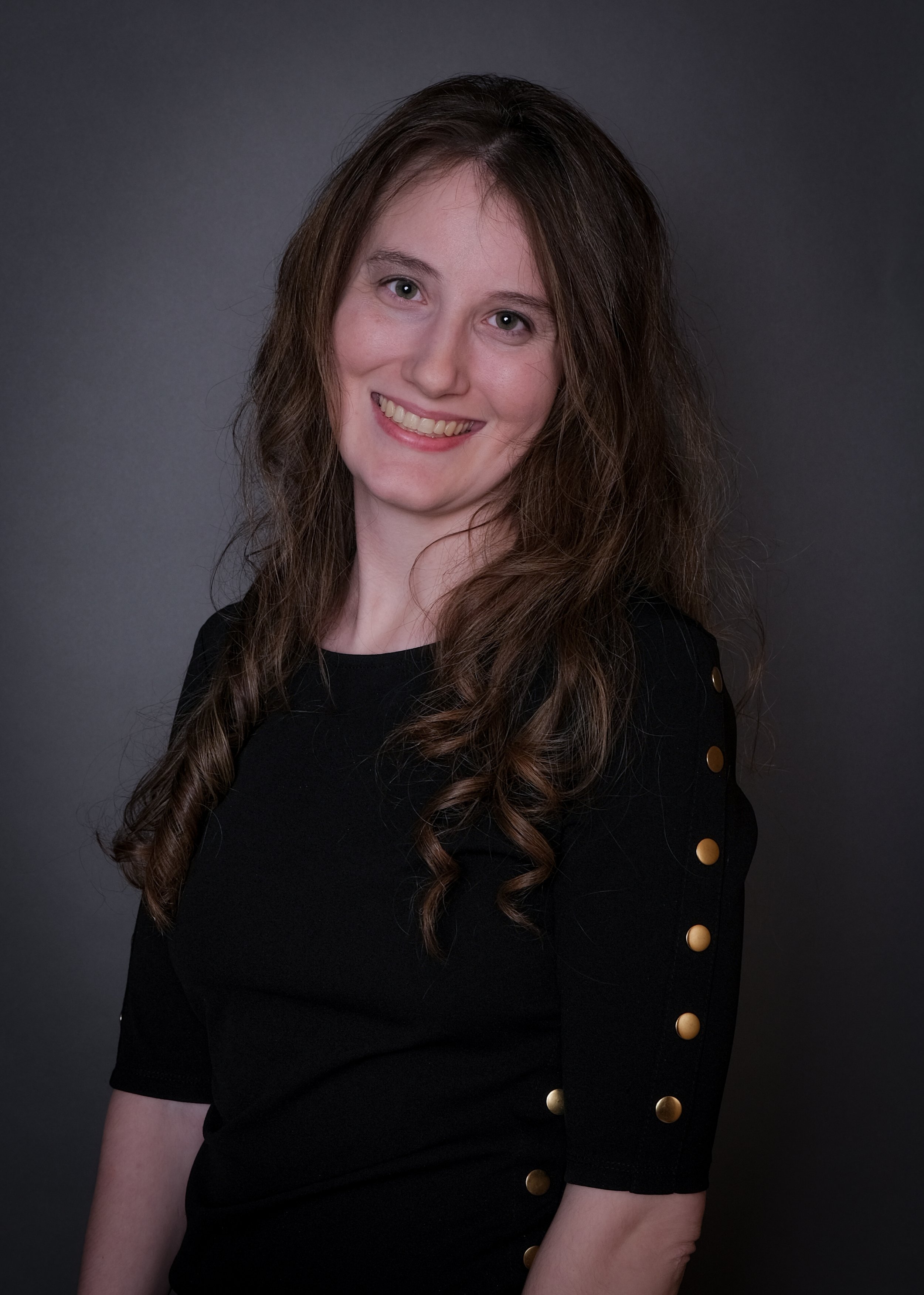 Chelsey Voss Solid_Headshot26-27.jpg