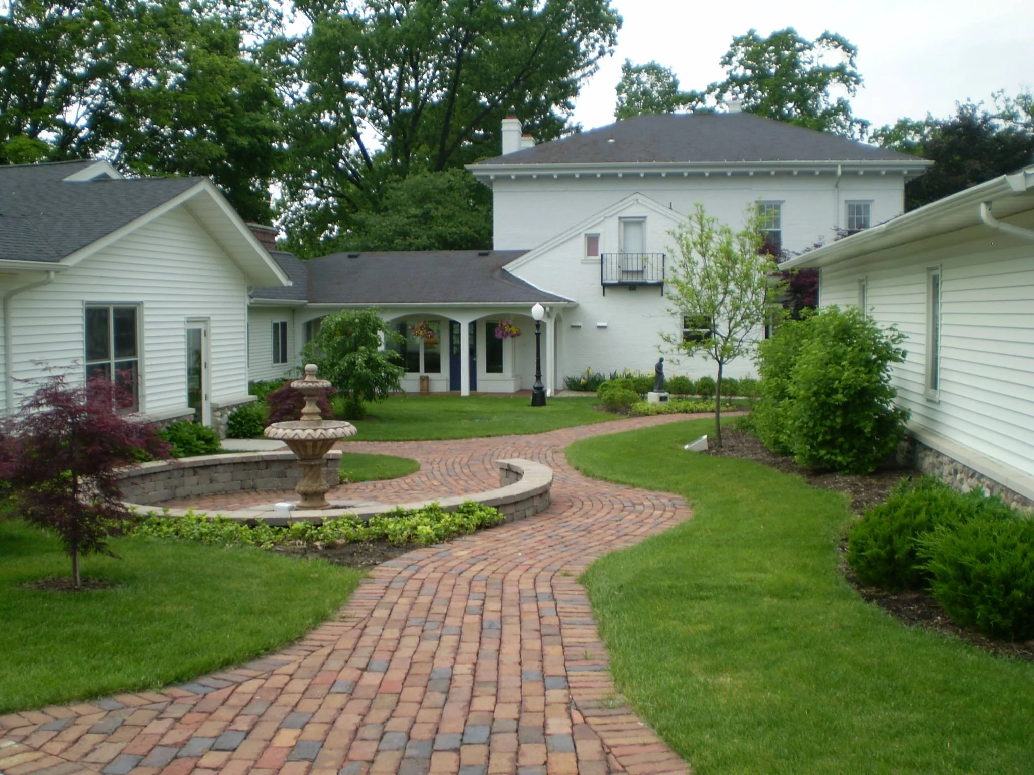 landscapingpic.jpg