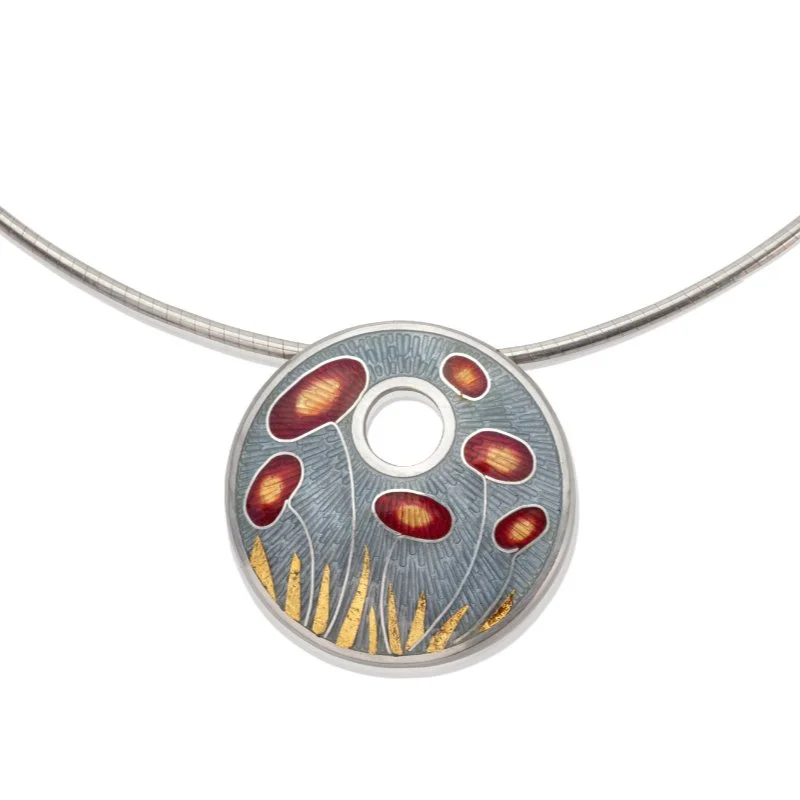 H.StLeger round penndannt.jpeg