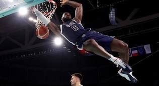 Kevin Durant, LeBron James lead USA to dominant win over Serbia in Paris Olympics group opener