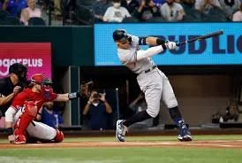 Aaron Judge Passes Joe DiMaggio in Style With Career HR No. 362 Over the Monster at Fenway