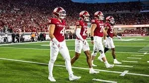 AP Top 25: Indiana moves to No. 3 after road win at Oregon