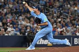 MLB playoffs 2025: Blue Jays, Max Scherzer post another dominant win over Mariners in Game 4 to tie ALCS