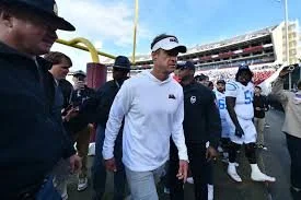 Ole Miss AD: Lane Kiffin knew 'several weeks ago' he couldn't coach in playoff if he left for LSU
