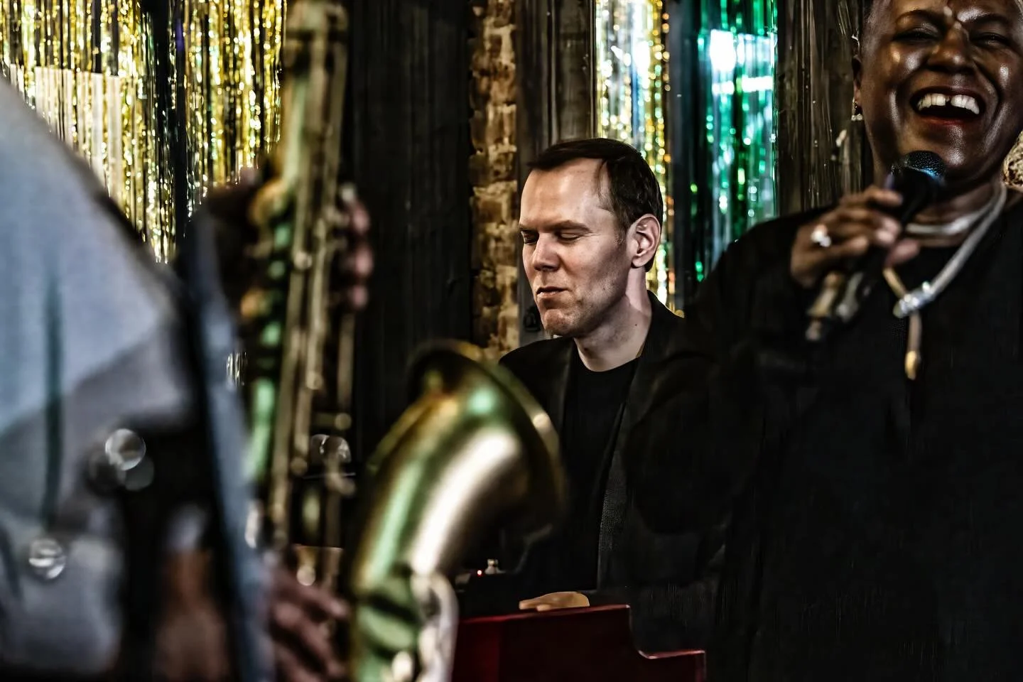 Fun times with Ray Blue, Diego Lopez, and Nikita White at Hamilton&rsquo;s Bar and Kitchen last week! Thanks @mitch.bleier for the 📷 
.
.
.
.
#jazz #bam #nyc #harlem #organ #hammondorgan #sax #drums #iseenord #nycmusic #nycmusicians