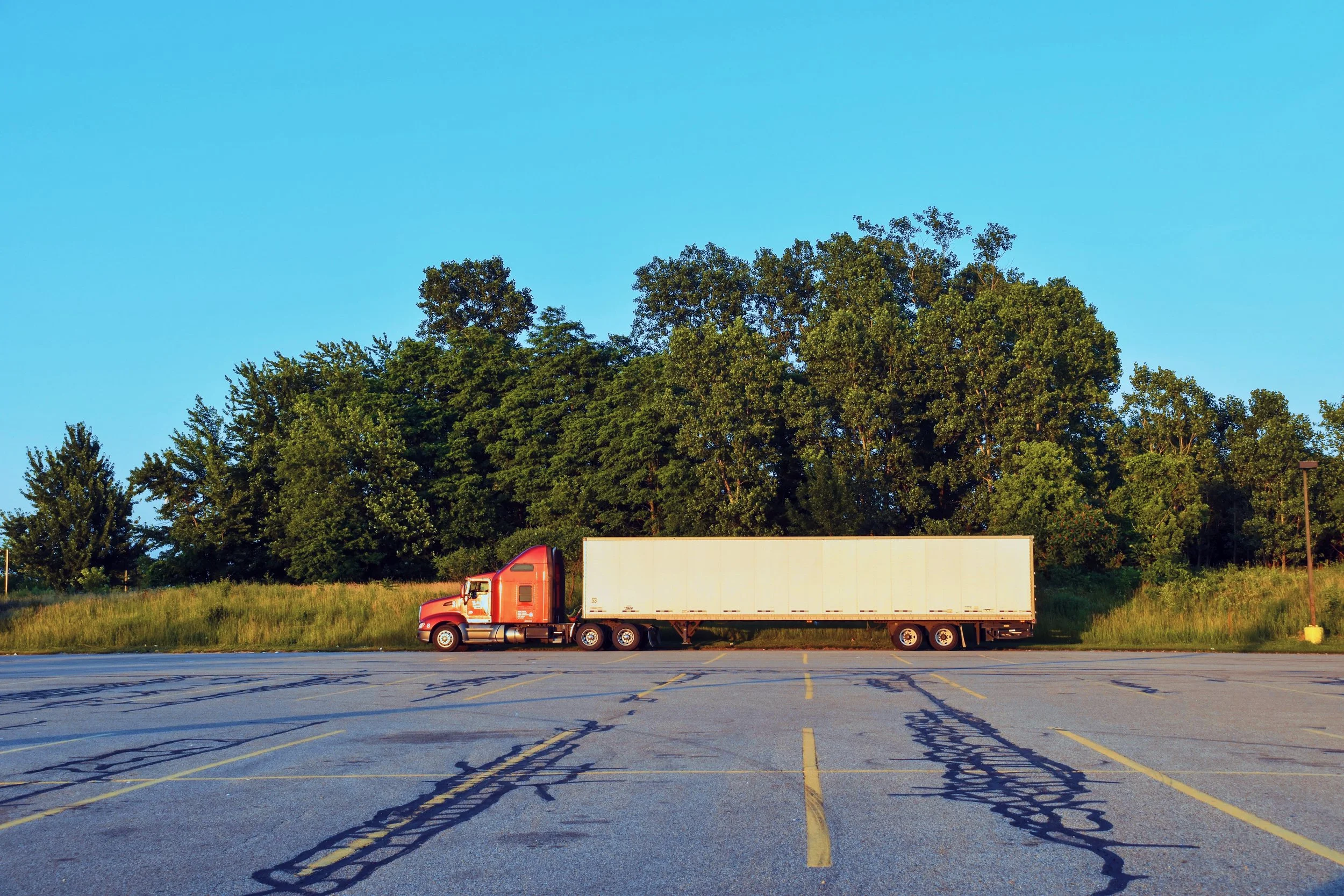 Picture of a semi-truck.