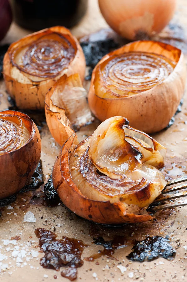 Balsamic Onions Venturi Schulze Recipes.jpg