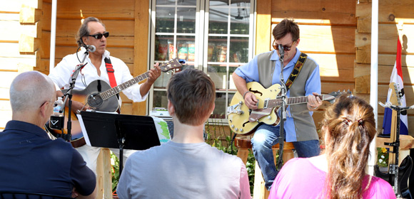   Anyone who has visited Harbor Ridge Winery knows that we love music. &nbsp;In the summer you might find a band randomly pop up on our patio as well.   