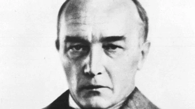 ROBERT MUSIL - INTIMATE TIES 