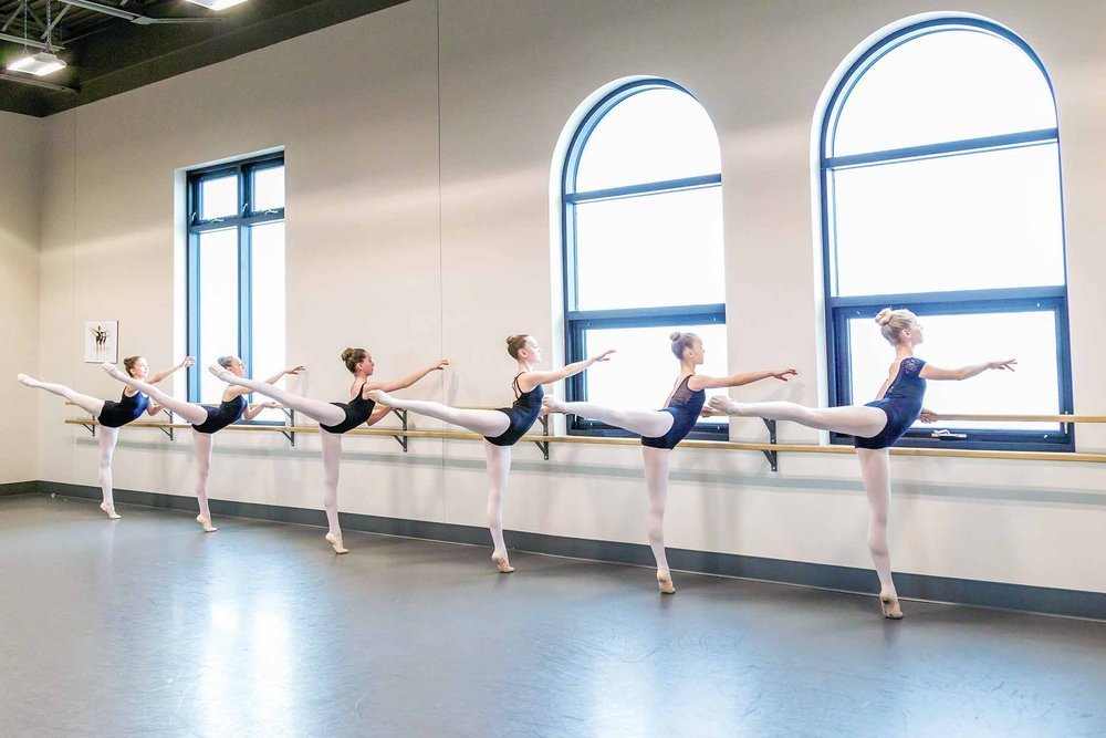 Marquis Dance Academy - Studio Ballet Barre.jpg