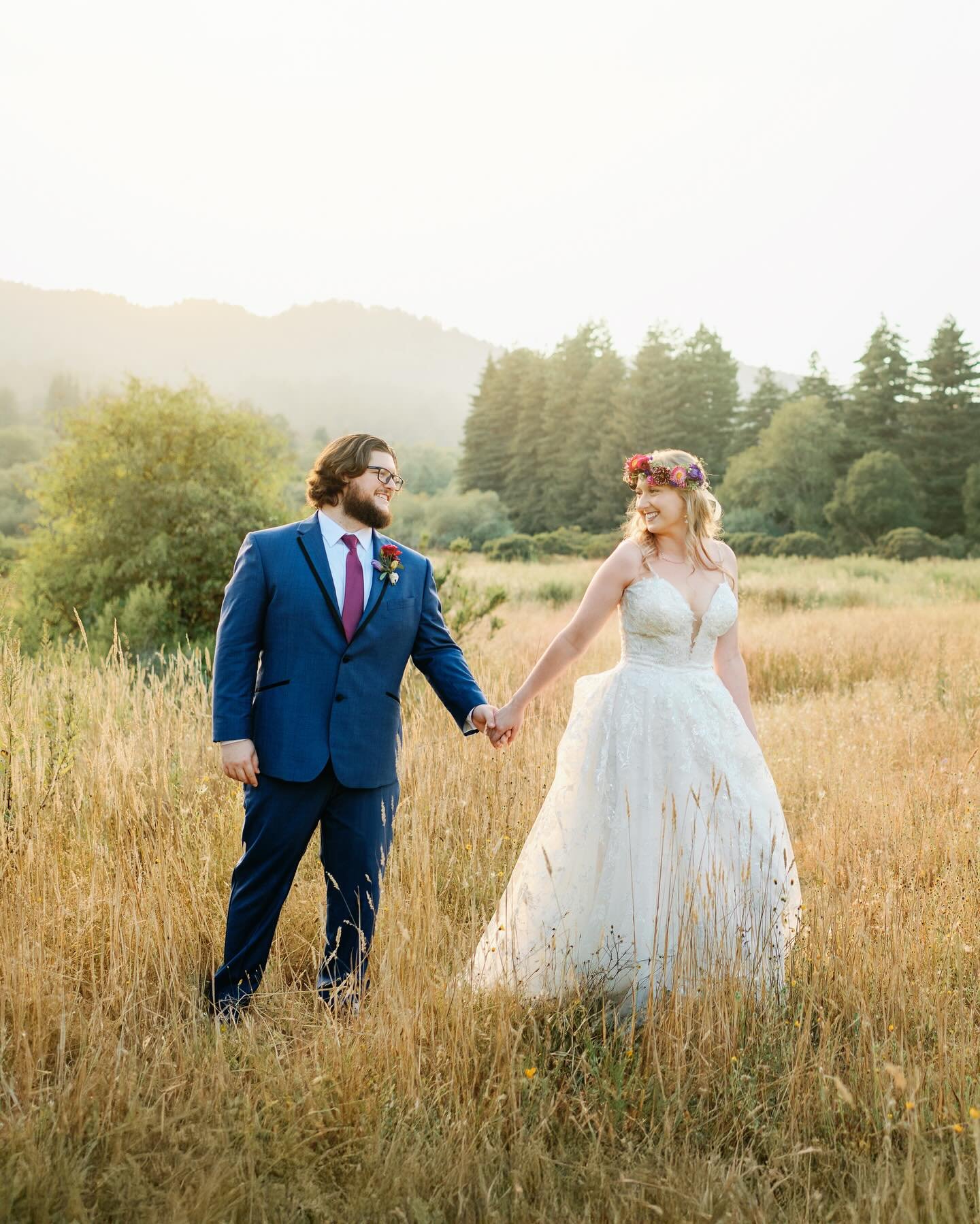 Married in the redwoods. ❤️

#loveintheredwoods #groundedbynature #redwoodsandwildflowers #botanicalbeauty #santacruzmountains #santacruzweddingphotographer #norcalwedding #californiaweddingphotographer #redwoodforestwedding #feltonguildoutdoorweddin