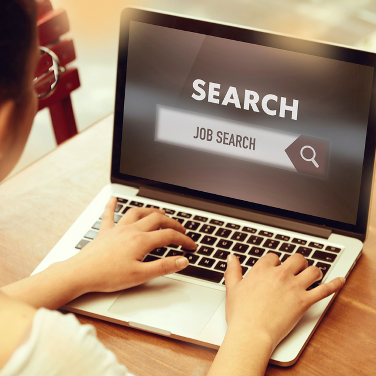 Executive Job Search Using Job Search Engines