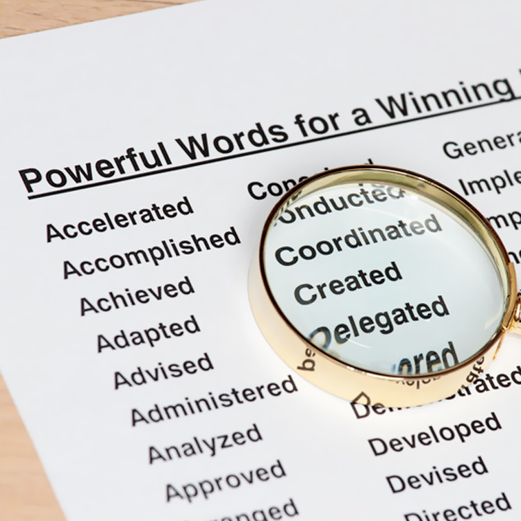 How to Write a Keyword Rich Executive Resume – with Examples