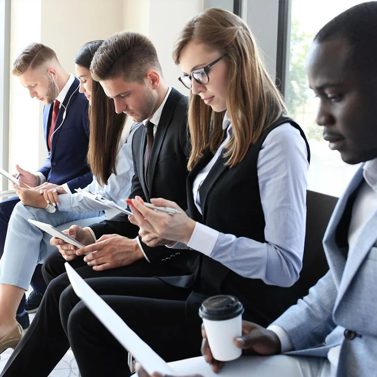 What Should I Bring to the Executive-Level Job Interview?