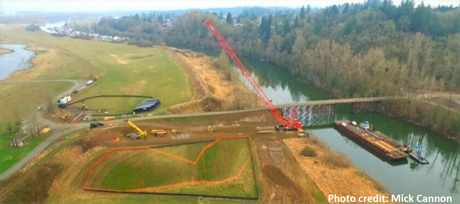 The big, 300-ton capacity crane is now operational. Its adorable yellow sibling can be seen to its left.