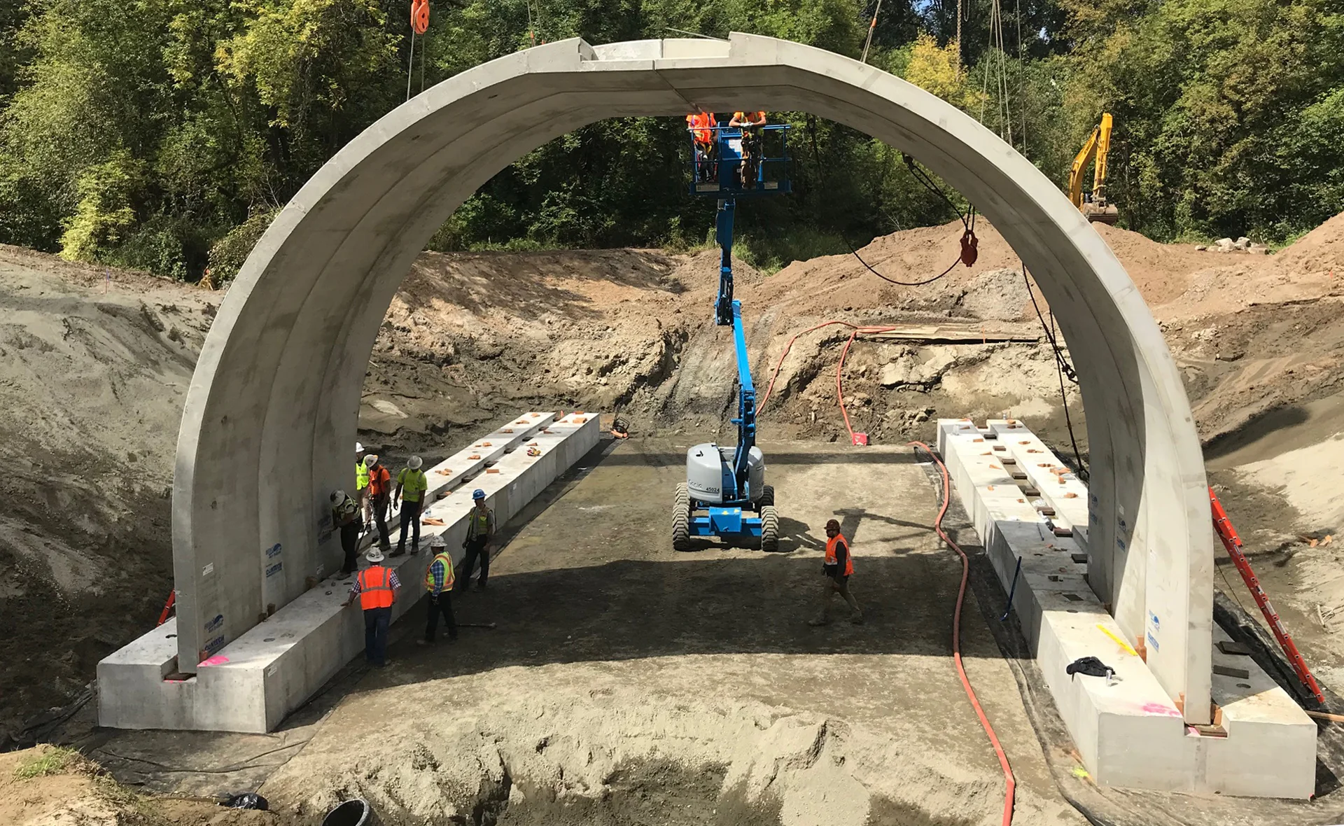 The crew has been hard at work constructing the new 40-foot culvert that replaces the previous 10-foot culvert at Main Avenue and Gee Creek in Ridgefield, WA.
