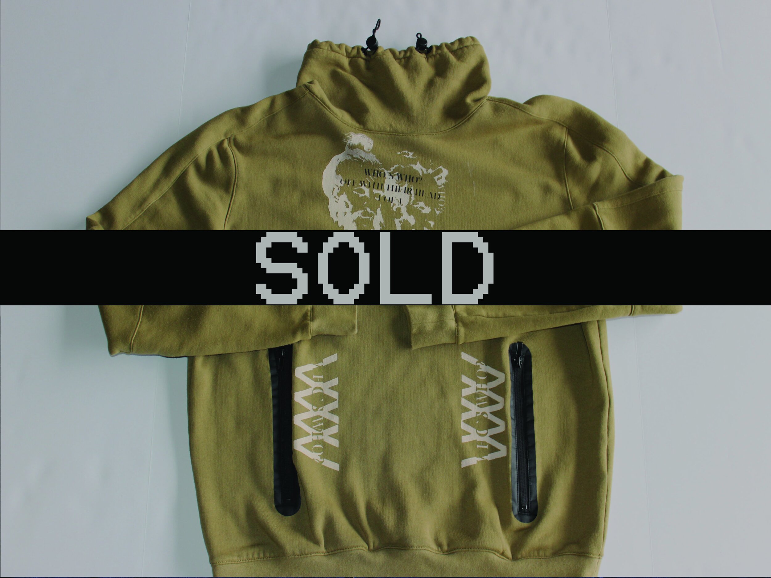 WHO'S WHO? {OFF WITH THEIR HEAD} 1 OF 1 TACTICAL PULLOVER