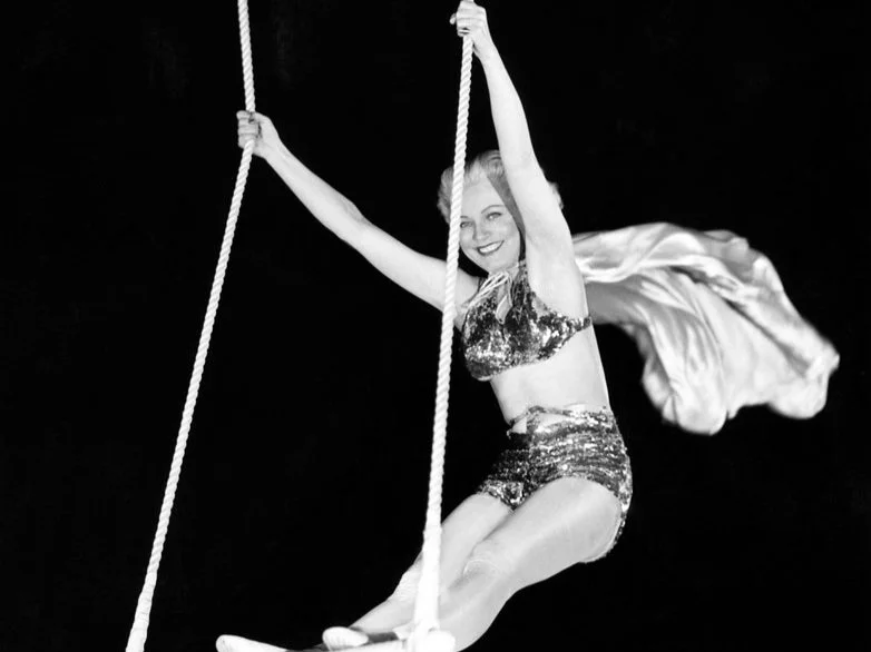 acrobat.jpg