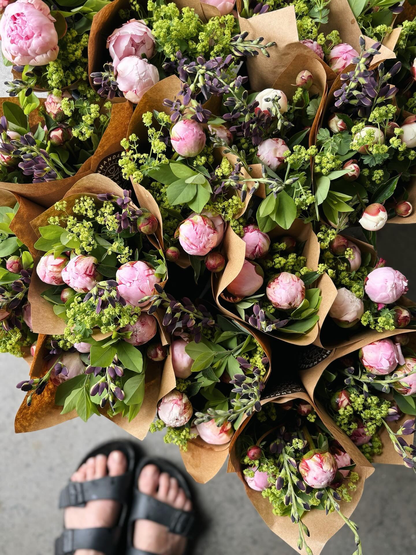 Fresh flower drop at @royalrivernaturalfoods! 💐