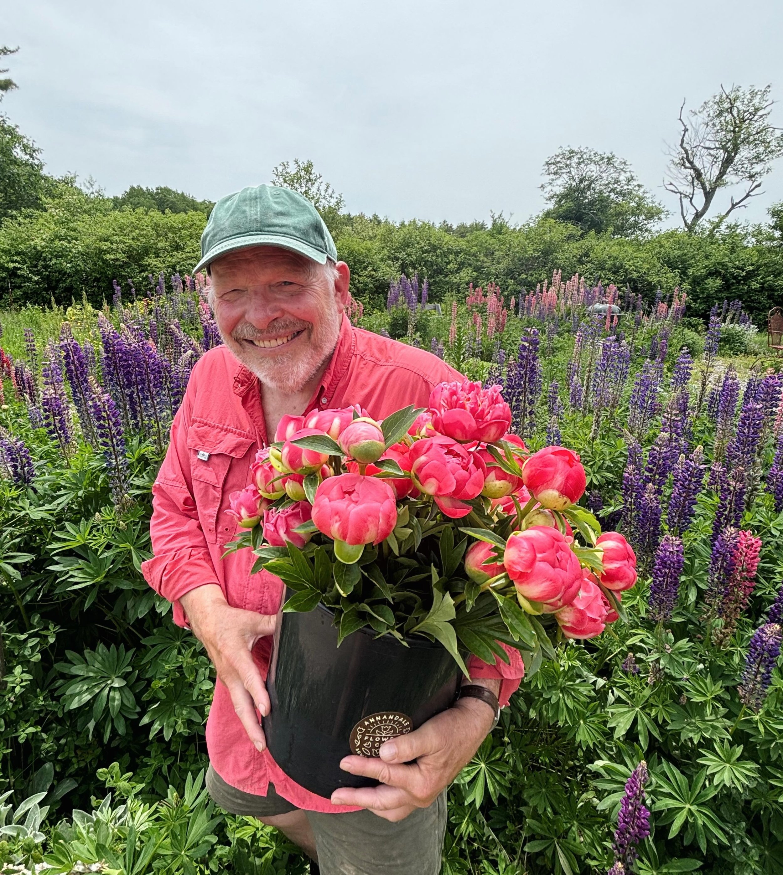 Not only does he show up to work on the hottest days with lunch for all and a smile, but he dresses to match the flowers! We couldn&rsquo;t do it without you @jackmontgomeryphotography 🥰
