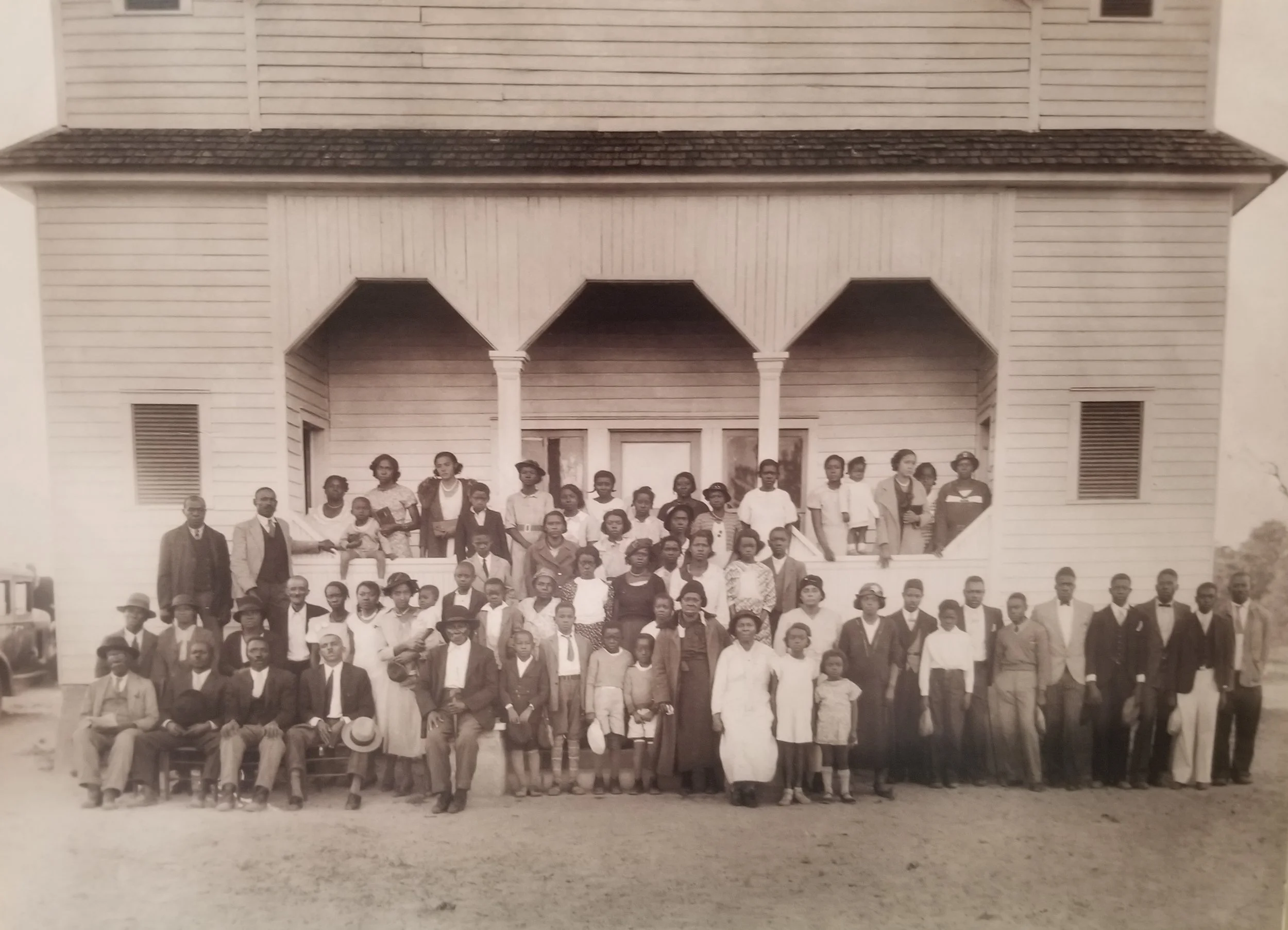The original congregation/student body of Jordan Stream Baptist church and first colored school in the early 1030’s.