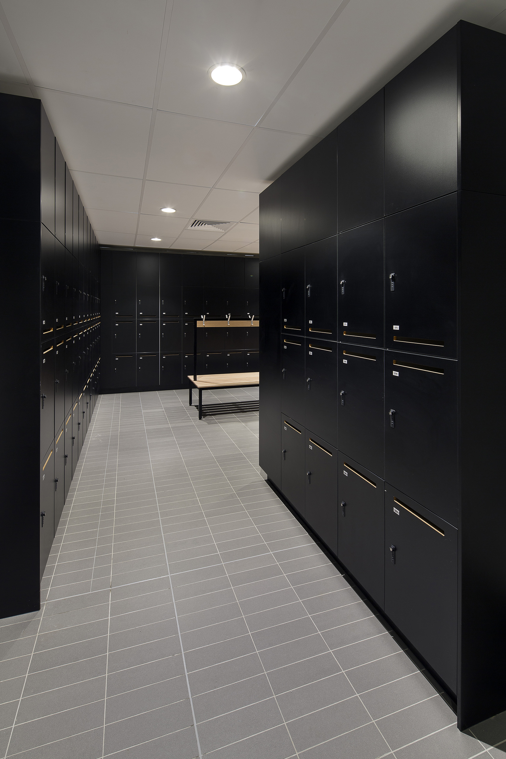 Fedex end-of-trip facilities by Enth Degree Projects