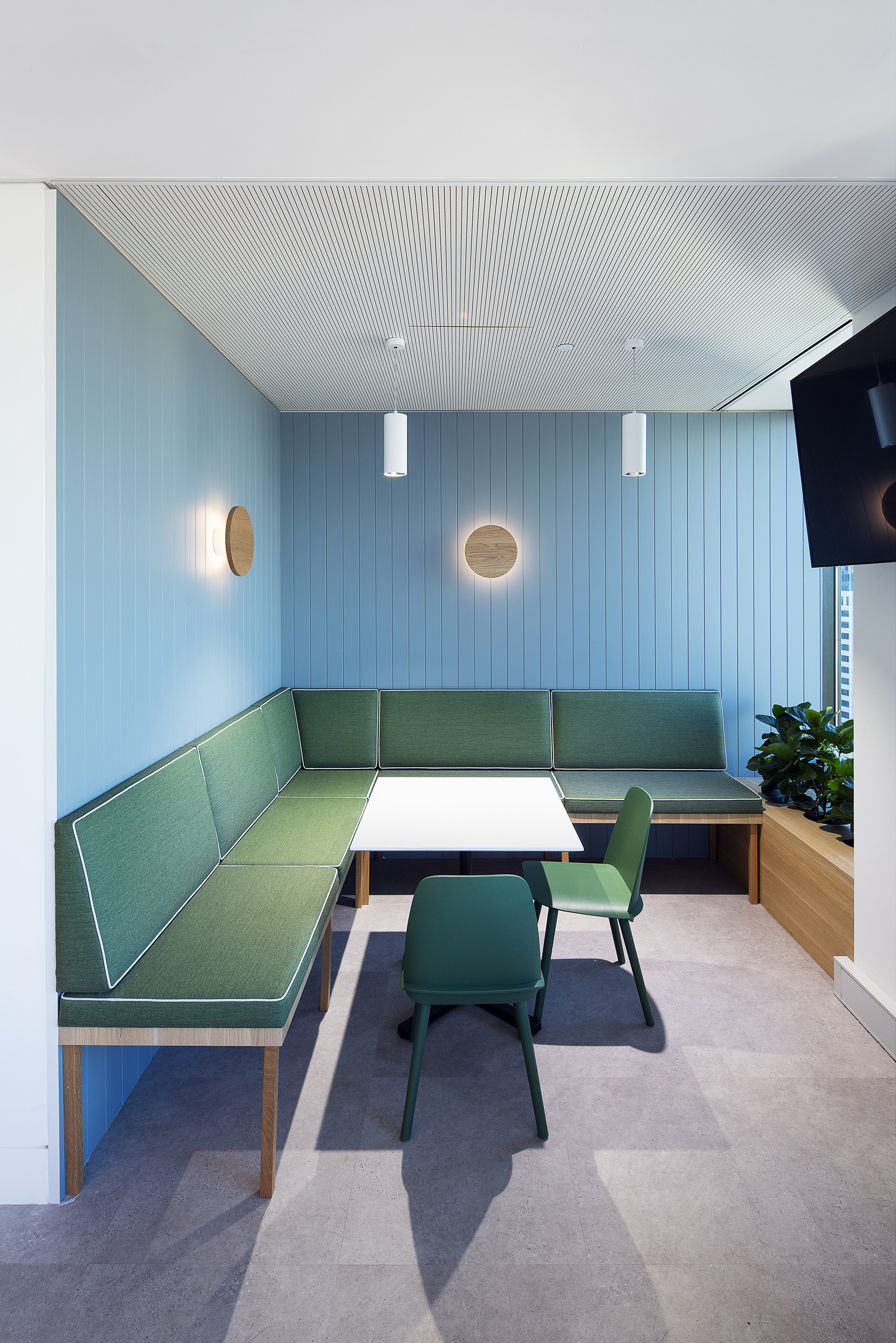 Dimensional Fund Advisors offices by Formula Interiors