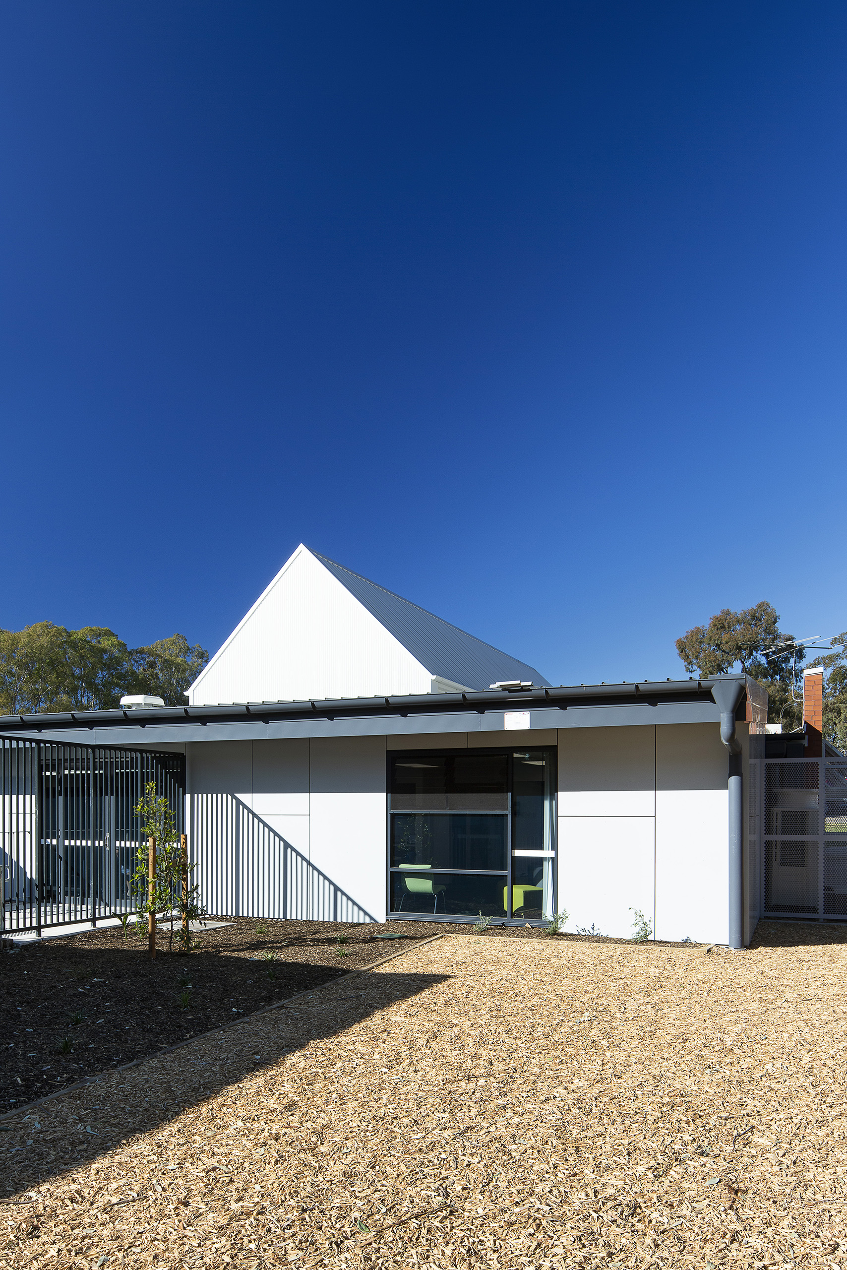 William Stimson Public School by Hutchinson Builders