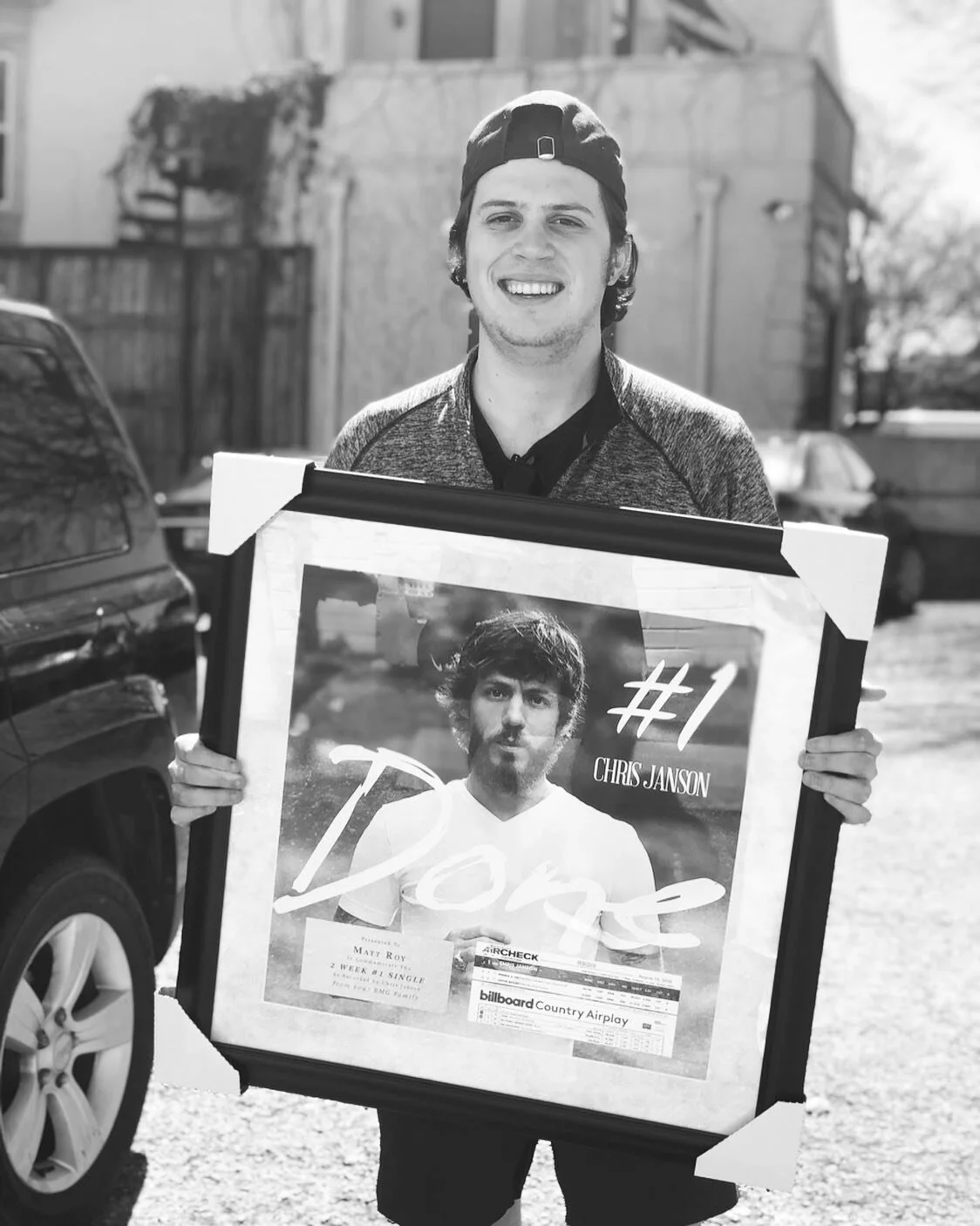 Thanks @bmgnashville and @misscourtneya for surprising me with this! Y’all are the best!