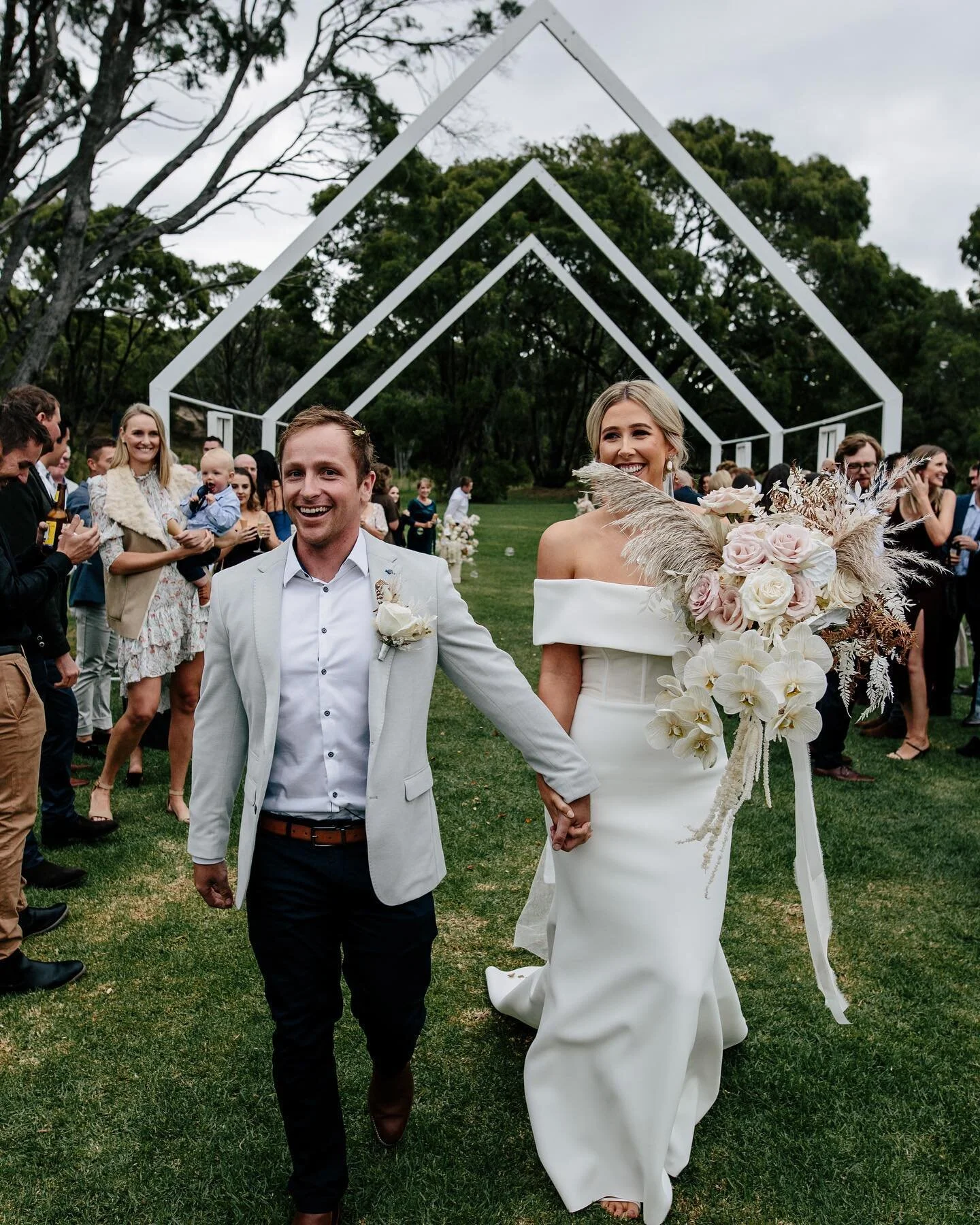 If you were ever wondering how magic a Great Southern wedding is, Rach & Sam pretty much sum it up here.
It’s pure magic. And seriously - those open air chapel vibes at @parrybeachweddings are the icing on the cake ⚡️
It was an epic cele