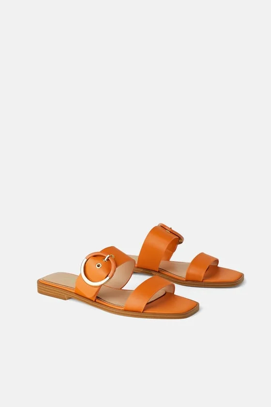 Flat Leather Sandal with Buckle https://fave.co/2RwbOdN