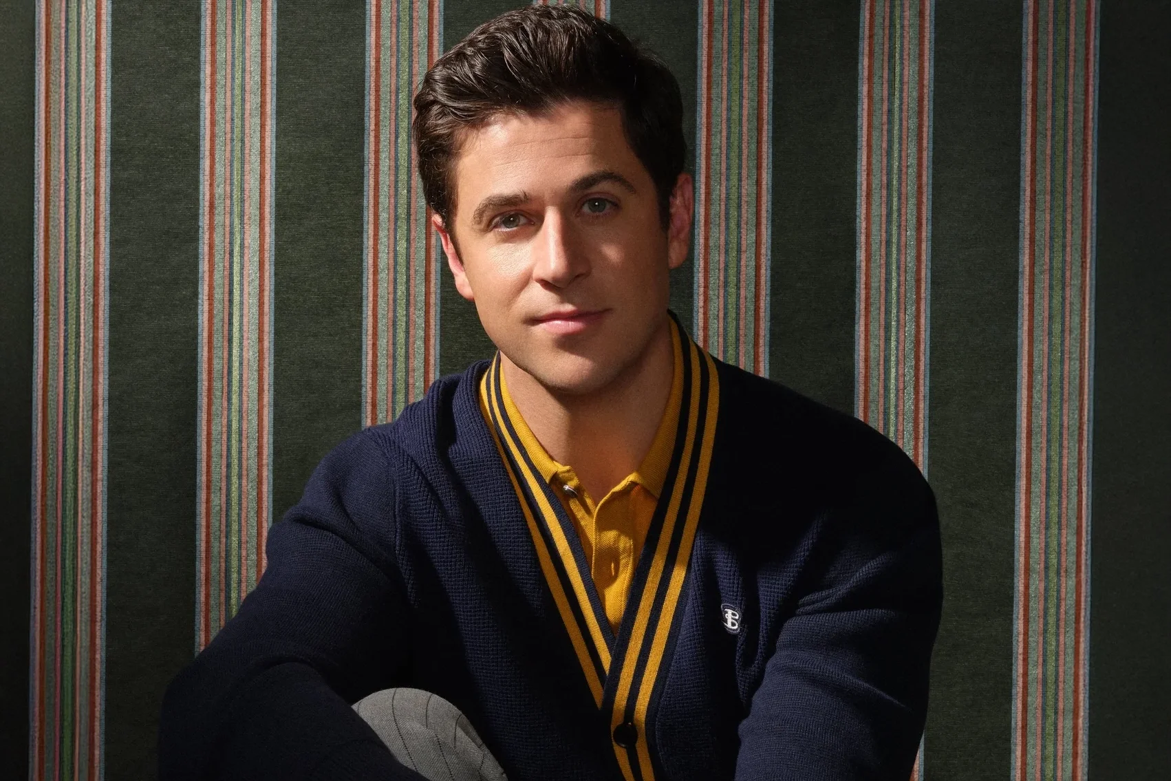 David Henrie on Reuniting with Selena Gomez and “Giving a Big Warm Hug” to Wizards Fans