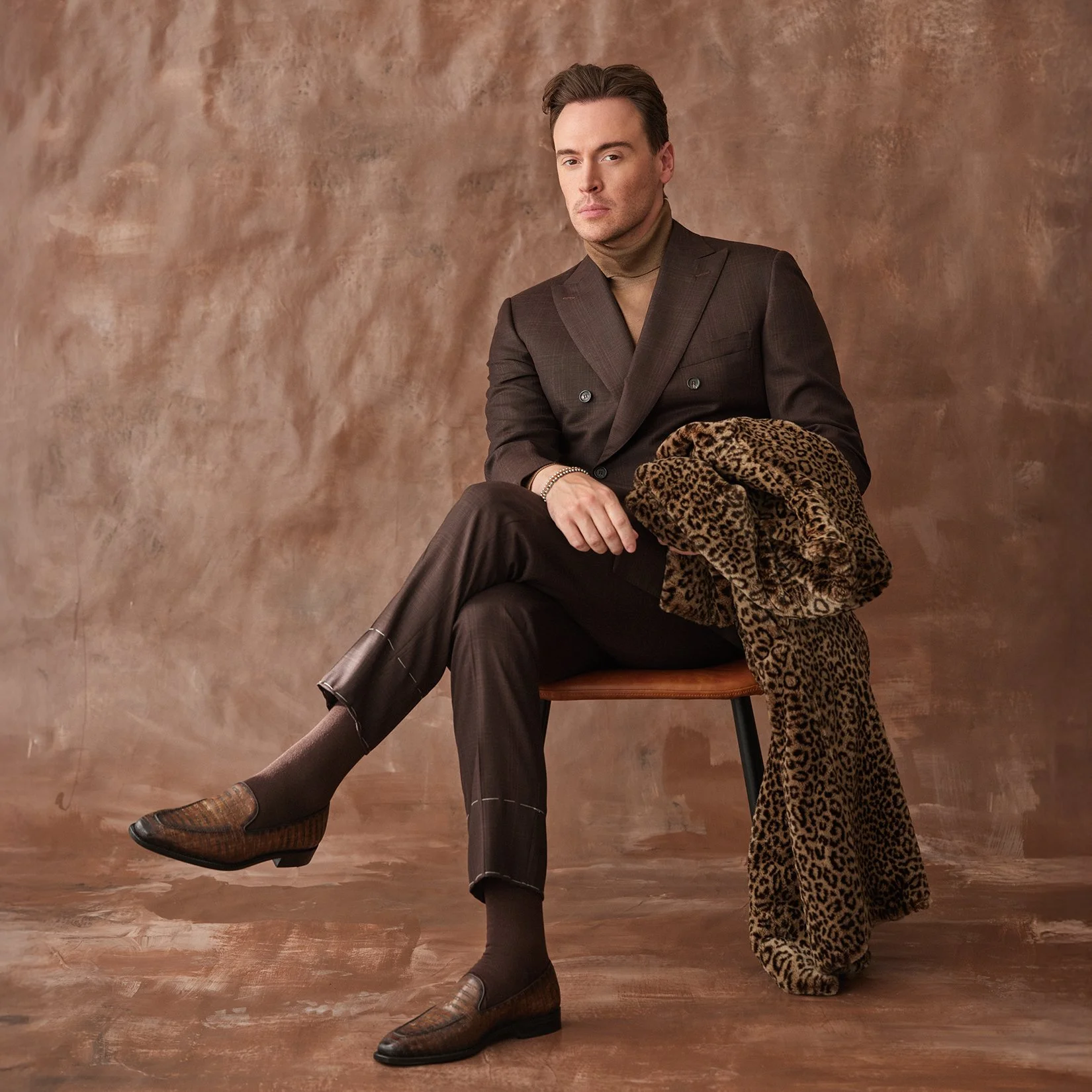 “I Need Steak, Not Sizzle”: Erich Bergen on Choosing Stories That Matter