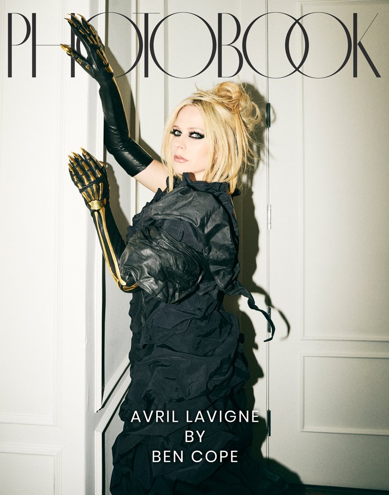 Avril Lavigne — PhotoBook Magazine