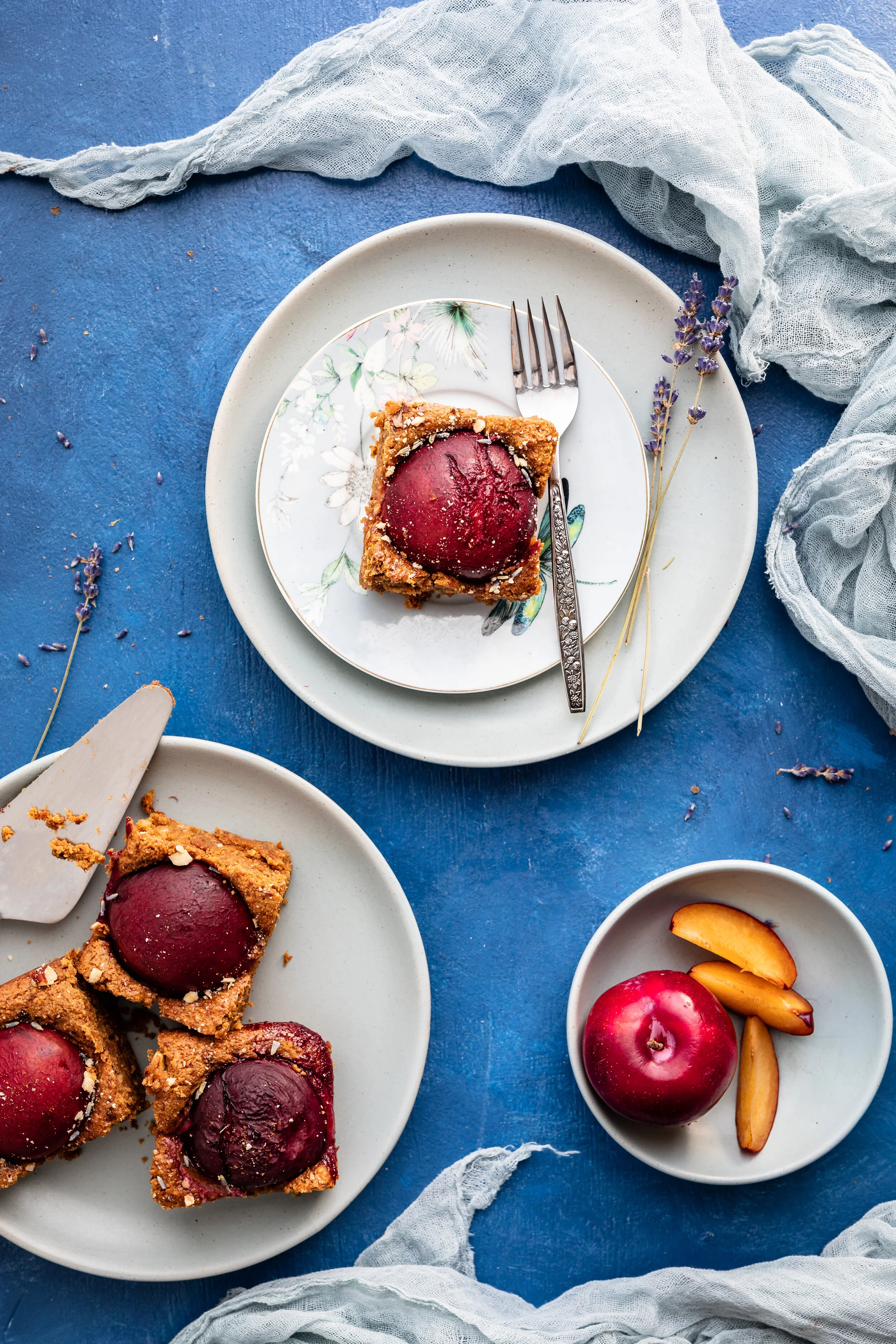 Vegan Plum Hazelnut Cake 