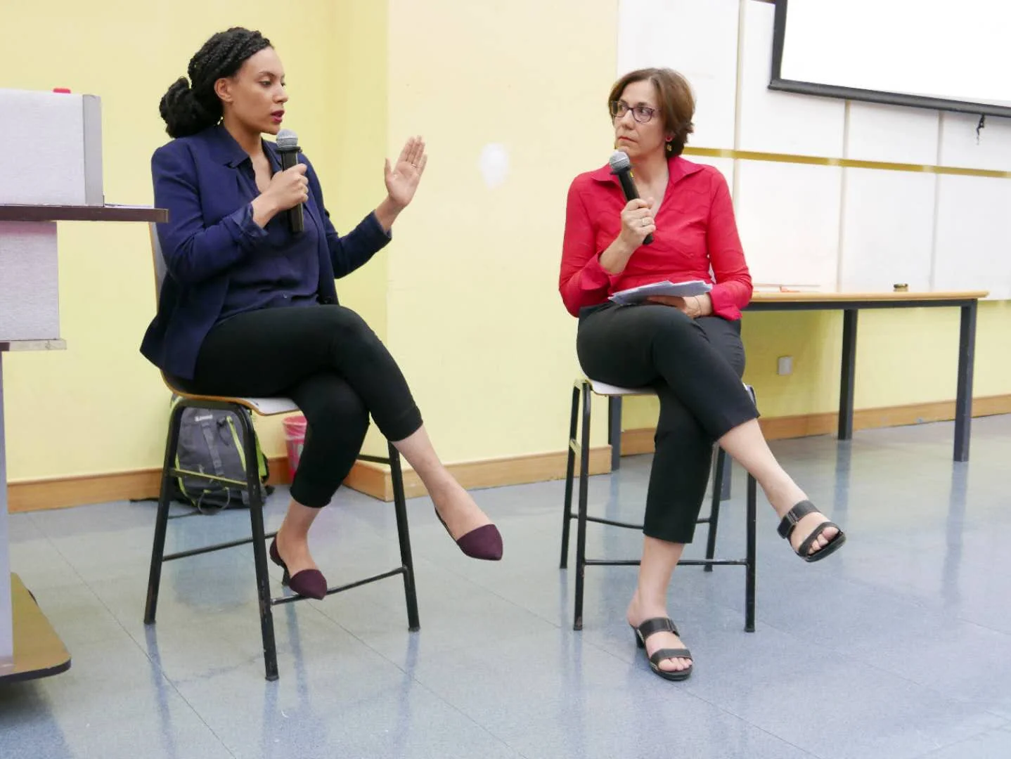 Speaking in French on Fenêtre sur Chine