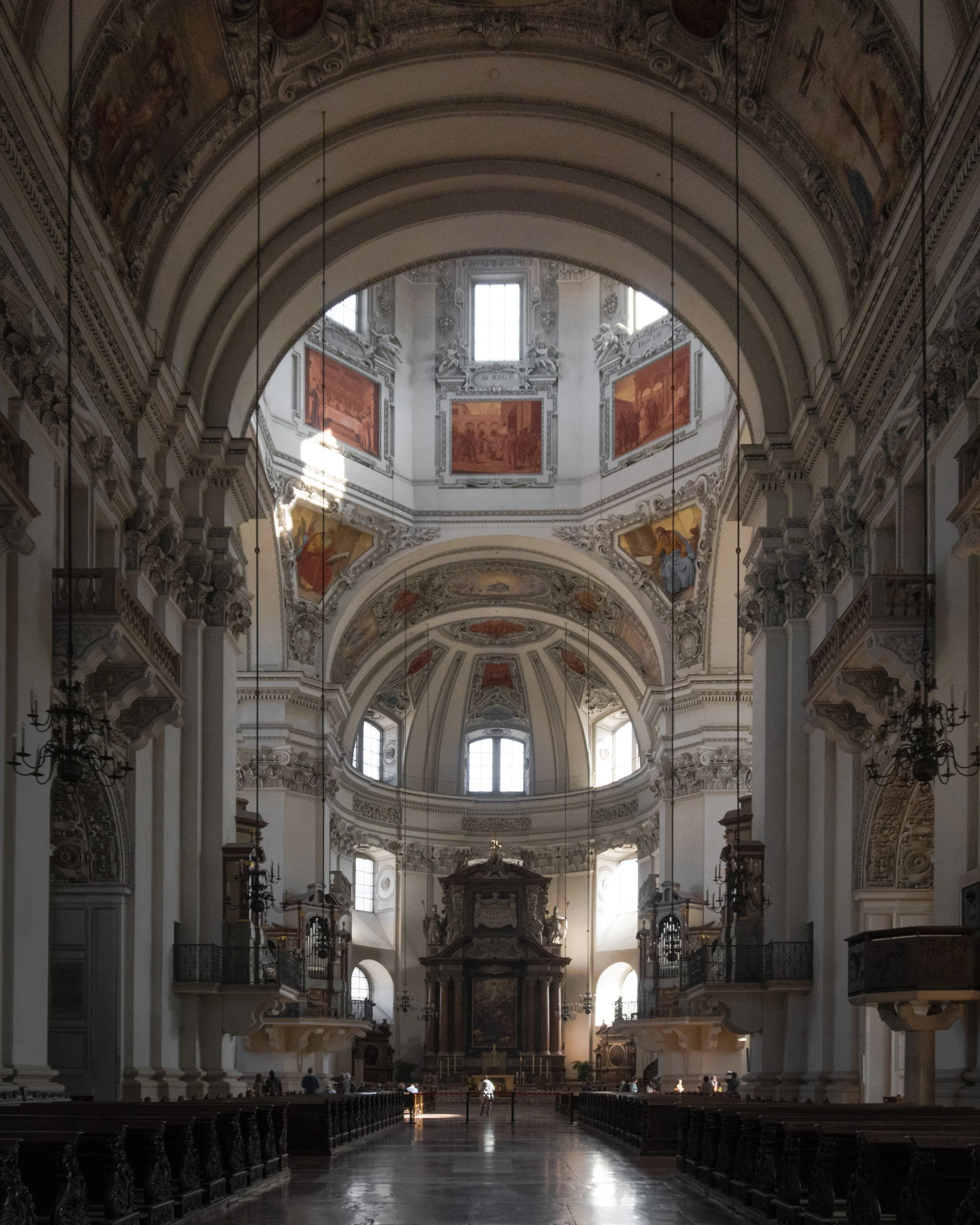 Dom Zu Salzburg.jpg
