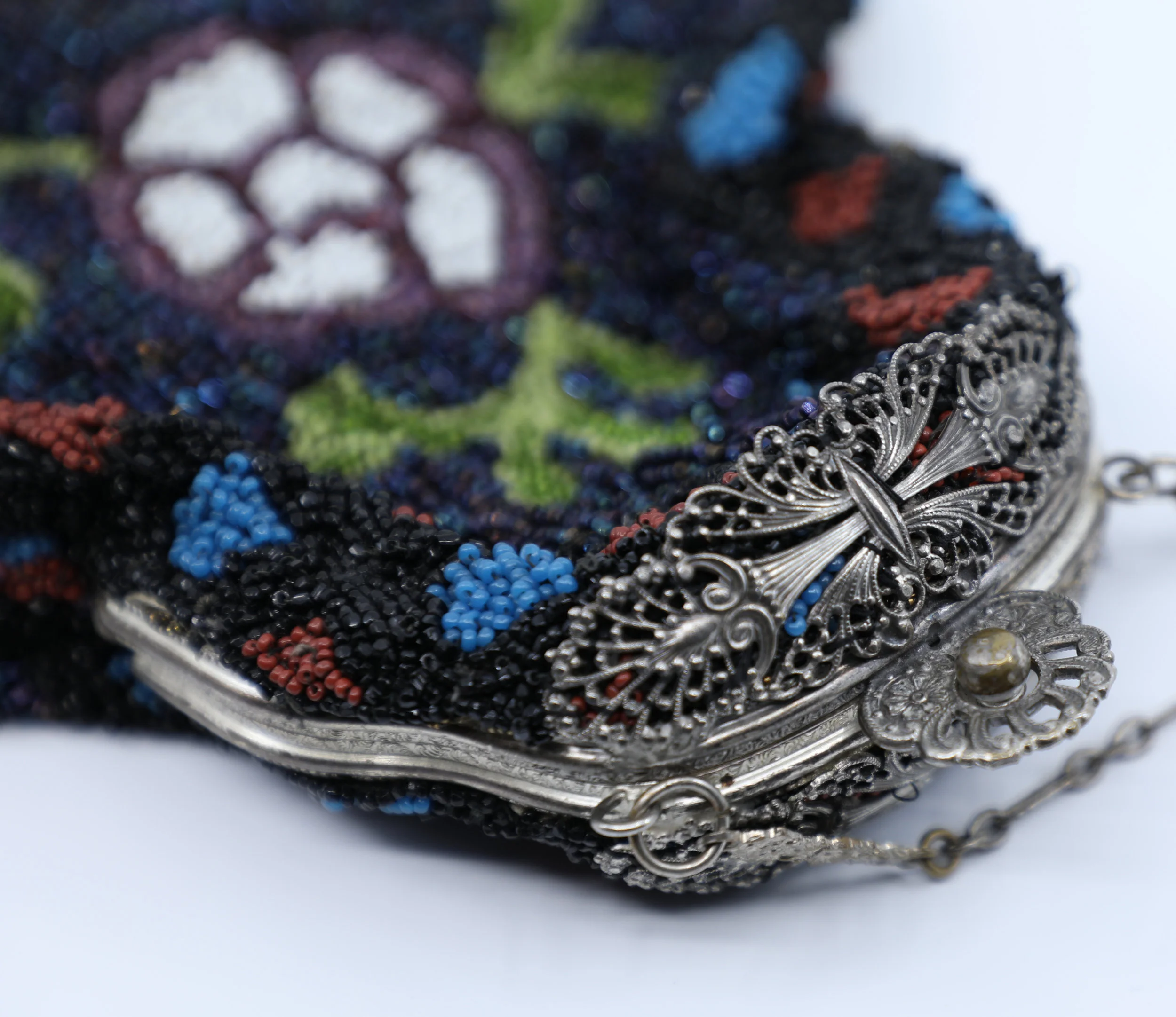 Black Beaded Purse with White Flowers