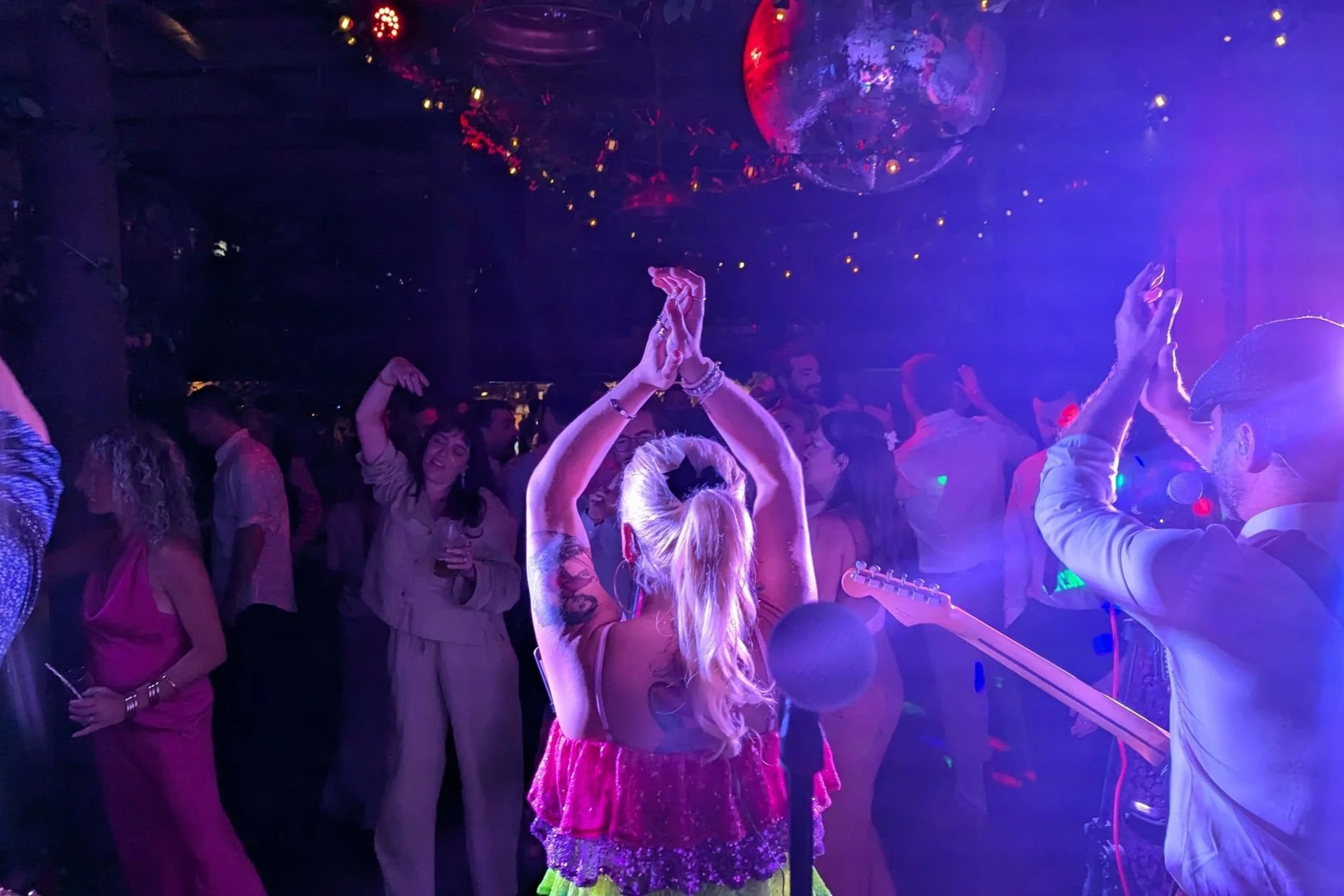 7 Things Your Wedding Band Wishes You Knew