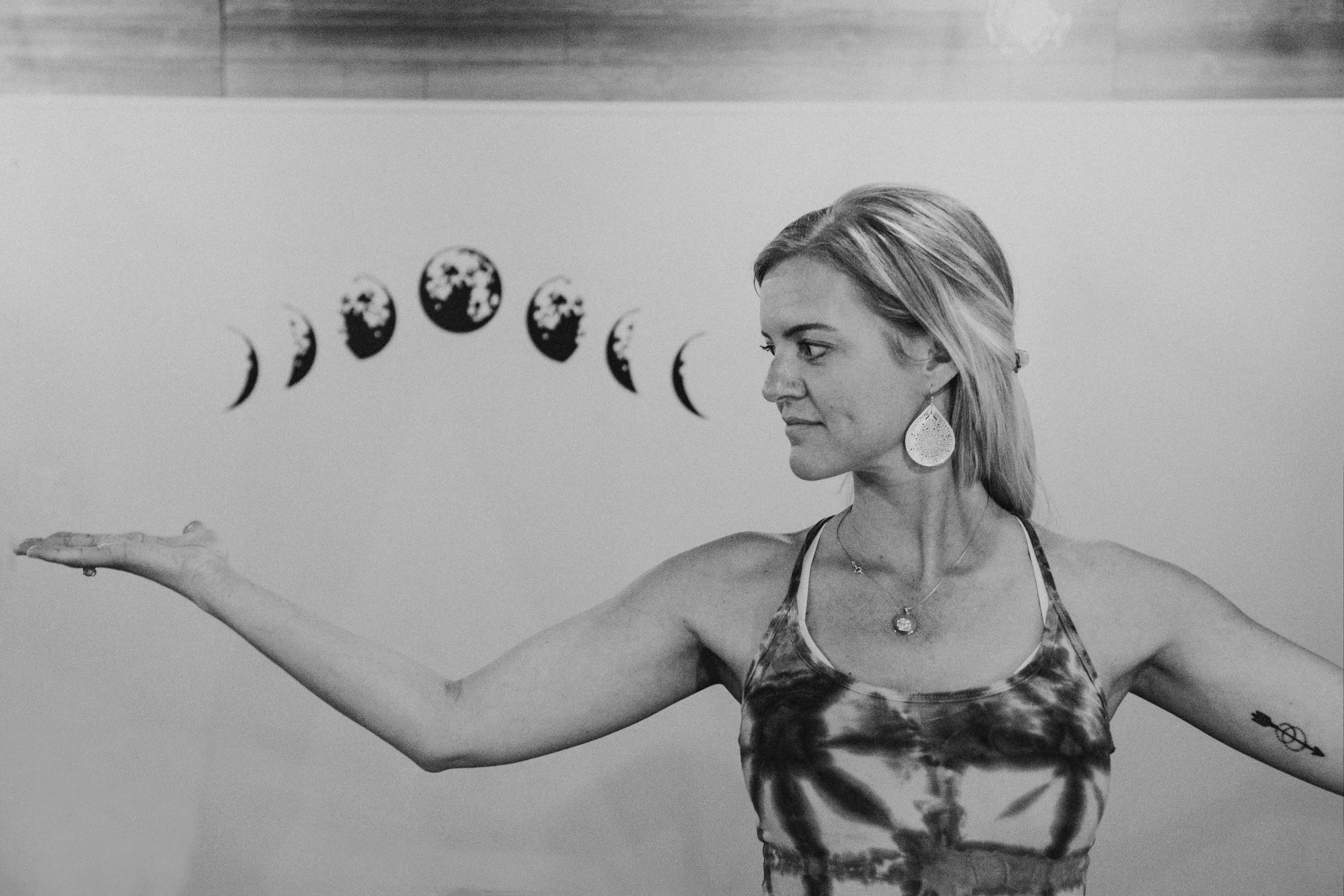 Lisa Lotus Jos May 2019 B&W-9143.jpg