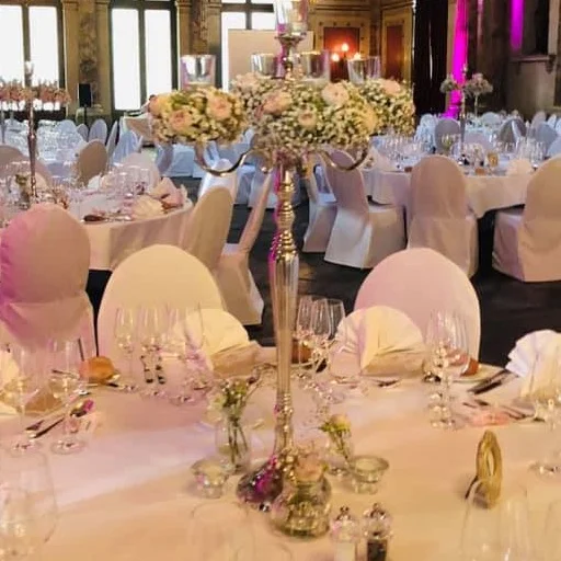 Diverso-Events-Kerzenstaender-mieten.jpg