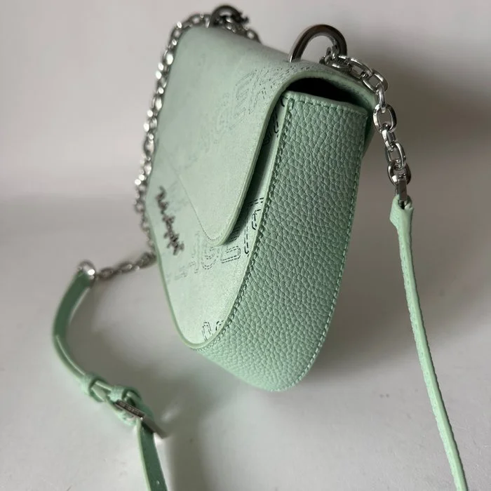 PEBBLE suede subtle green0008.jpg