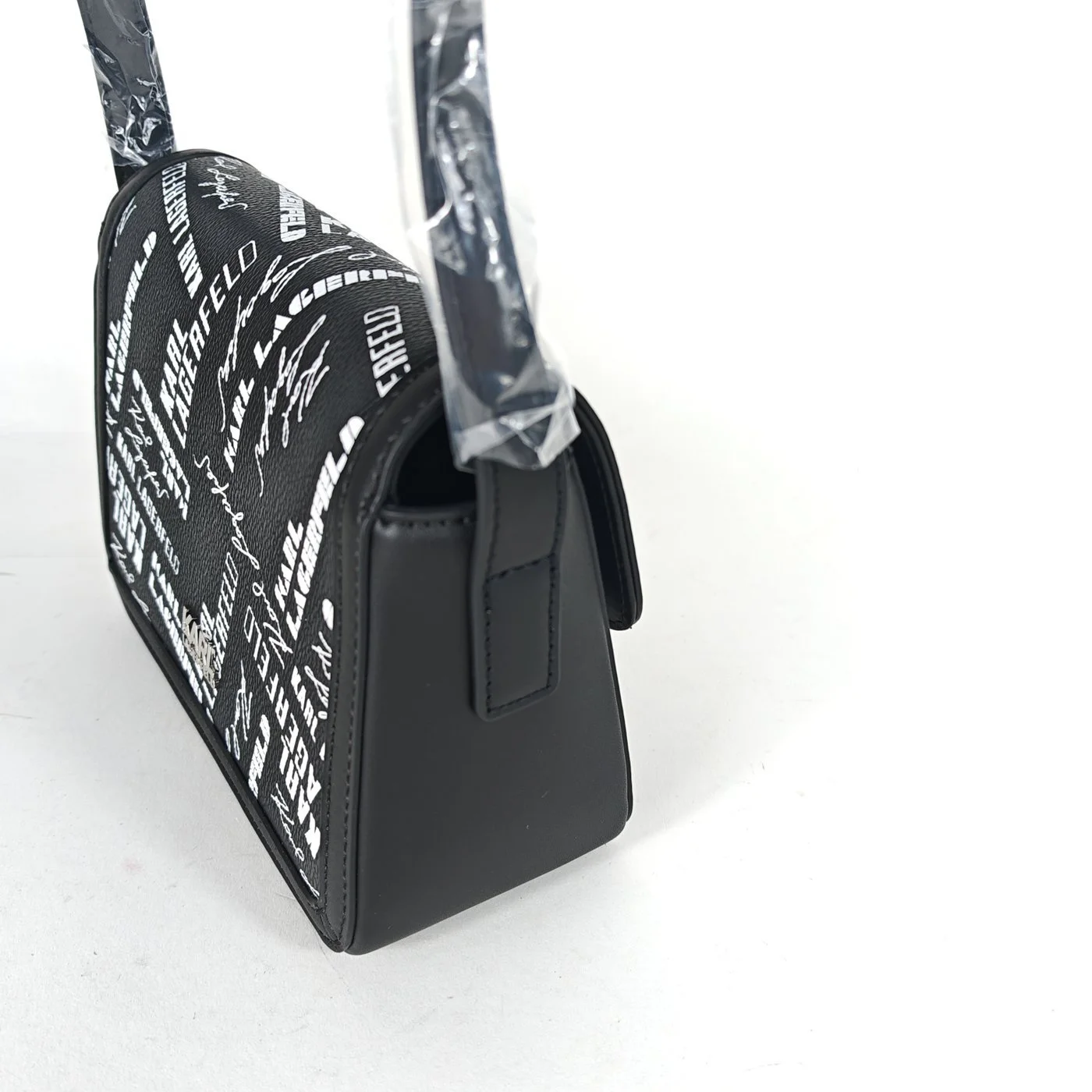 FONTS CB black0005.jpg