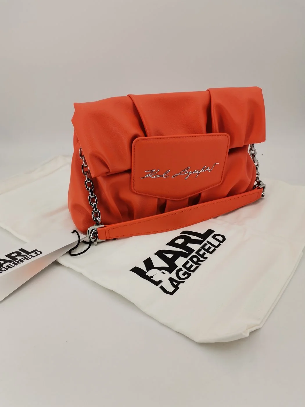 ARROW SB orange0003.jpg