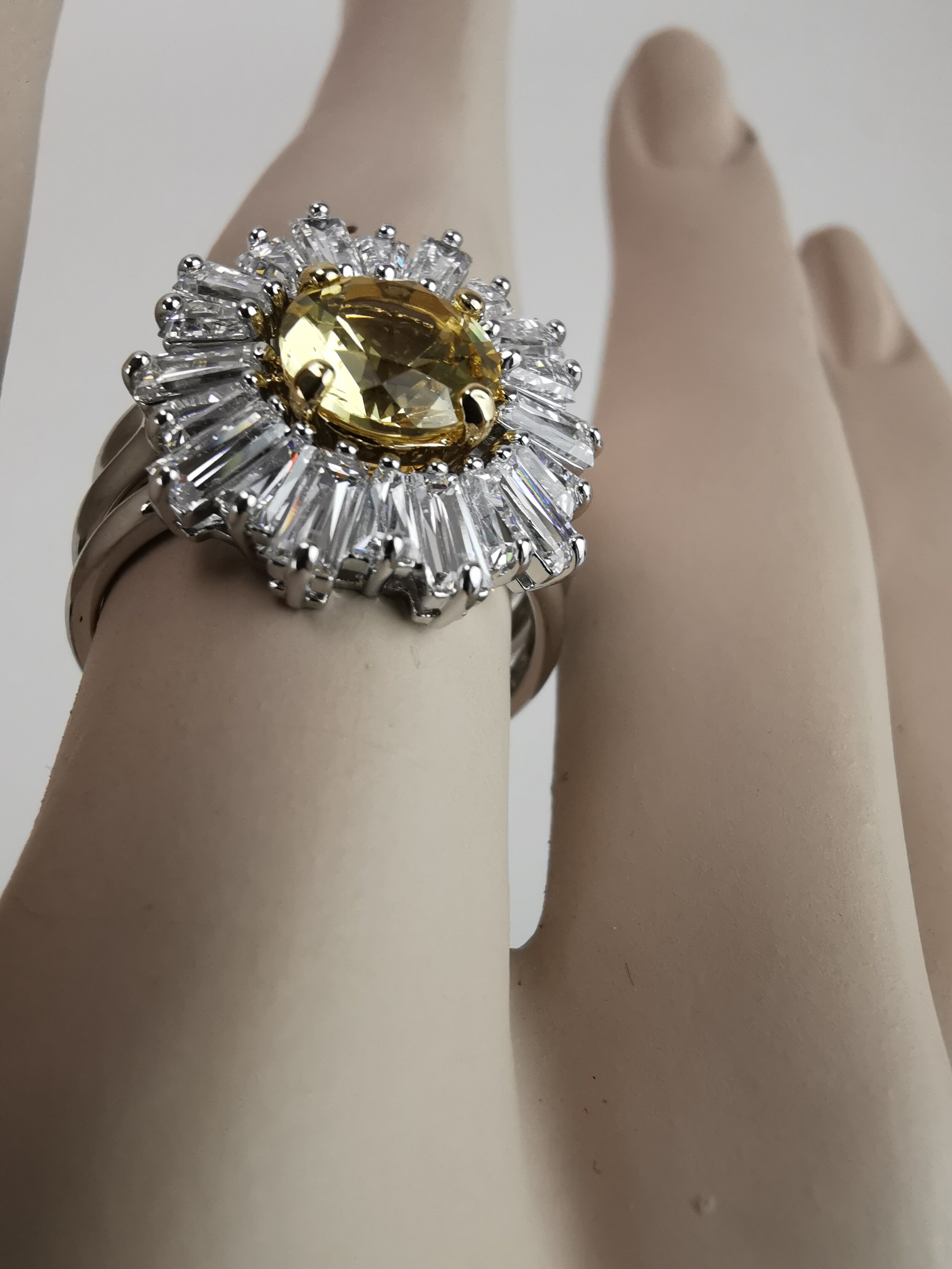 Crystal Ring Set "Sunshine" by Swarovski