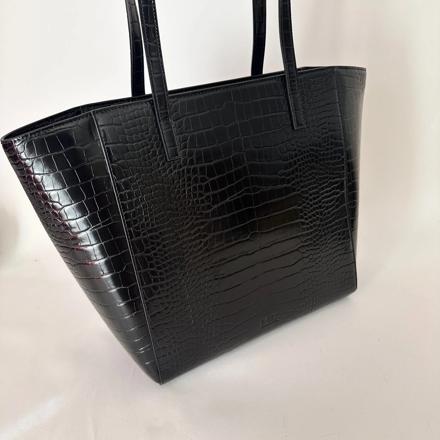 KORE Croco Tote large black0008.jpg